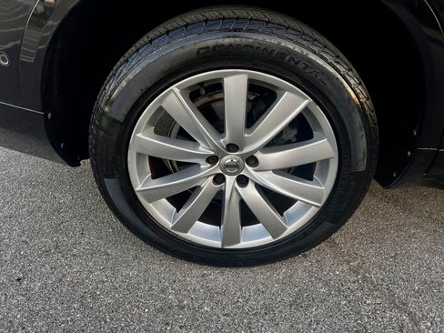 Used 2016 Volvo XC90 T6 Momentum w/ Momentum Plus Package image 24