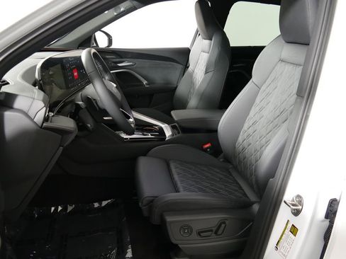 Used 2025 Audi SQ5 Premium Plus w/ Premium Plus Package AWD/4WD image 10