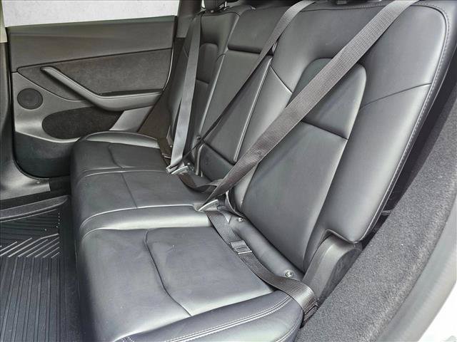 Used 2023 Tesla Model Y Long Range AWD/4WD image 19