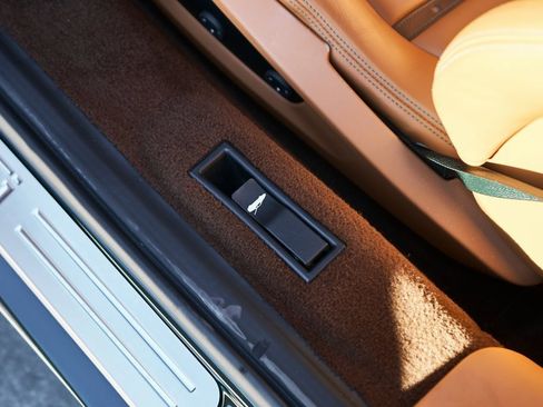 Used 2022 Ferrari F8 Tributo image 35