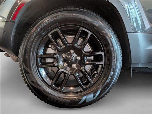 Used 2026 Land Rover Defender 110 S AWD/4WD image 24