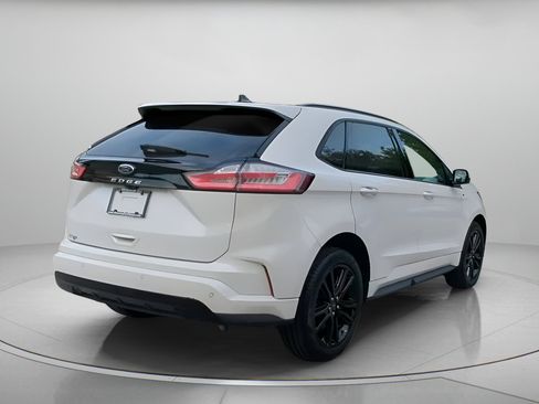 Certified 2022 Ford Edge ST-Line AWD/4WD image 27