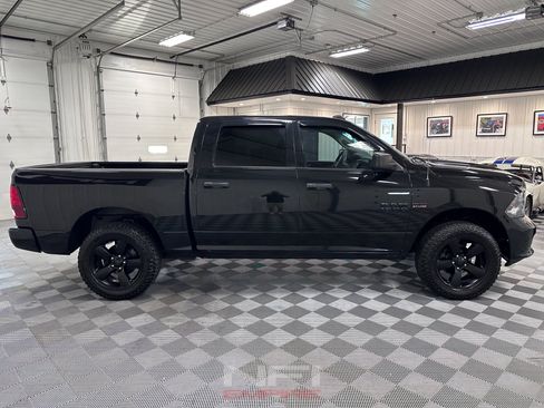 Used 2016 RAM 1500 Express w/ Black Ram 1500 Express Group AWD/4WD image 7