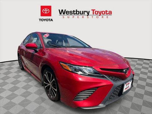 Certified 2020 Toyota Camry SE AWD/4WD image 1