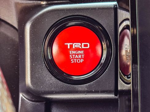 Used 2024 Toyota Tacoma TRD Off-Road AWD/4WD image 25