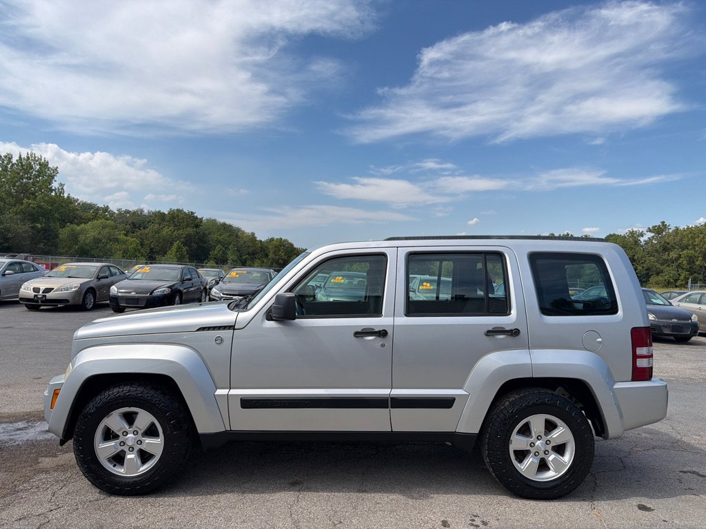 Used 2012 Jeep Liberty Sport AWD/4WD image 1