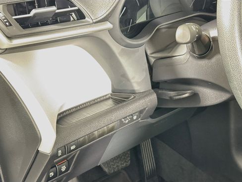 Certified 2026 Toyota Sienna LE AWD/4WD image 10