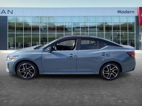 New 2025 Nissan Sentra SR w/ SR Premium Package image 7