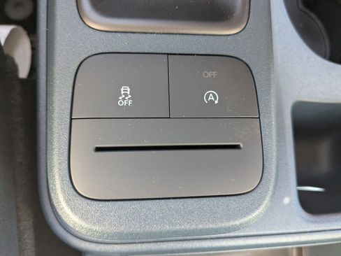 New 2025 Ford Maverick Lariat w/ 4K Tow Package image 19