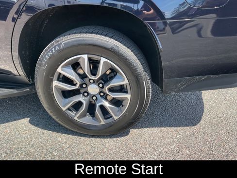 Used 2021 Chevrolet Tahoe LT w/ LT Signature Plus Package image 9