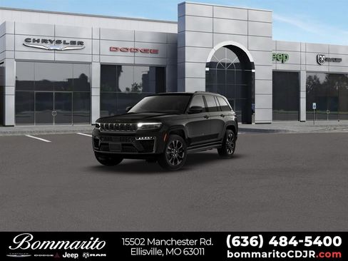 New 2026 Jeep Grand Cherokee Limited AWD/4WD image 1