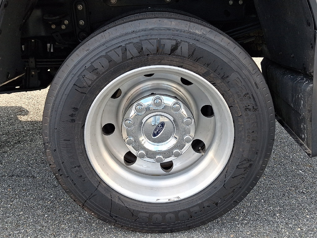 Used 2025 Ford F450 XLT w/ 360-Degree Camera Package AWD/4WD image 9