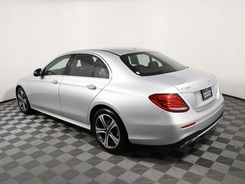 Used 2019 Mercedes-Benz E 300 4MATIC image 3