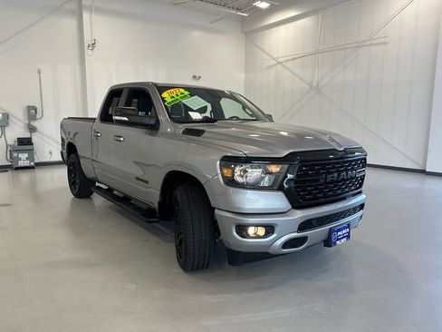 Used 2022 RAM 1500 Big Horn w/ Night Edition AWD/4WD image 3