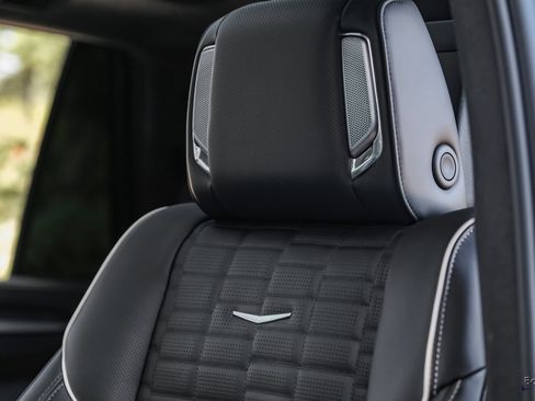 Used 2025 Cadillac Escalade V w/ LPO, Floor Liner Package image 37