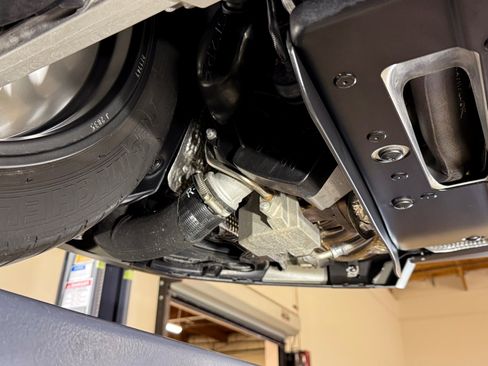 Used 2018 Porsche 911 GT2 RS image 93