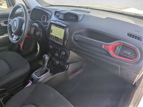 Used 2023 Jeep Renegade Trailhawk AWD/4WD image 23
