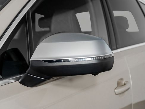 Used 2025 Audi SQ7 Premium Plus image 26