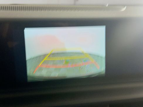 Used 2025 Kia Seltos S image 23