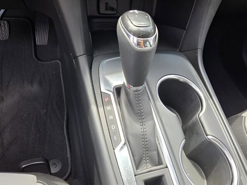 Used 2018 Chevrolet Equinox LS FWD image 21