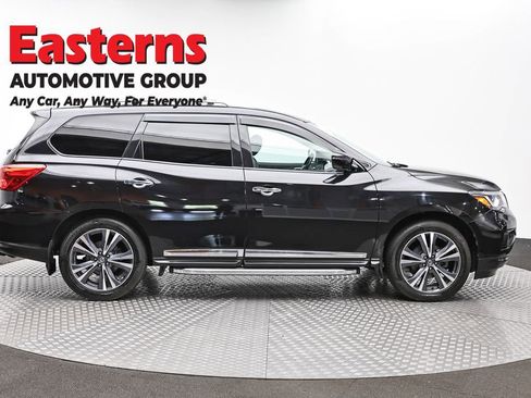 Used 2020 Nissan Pathfinder Platinum w/ Cargo Package AWD/4WD image 4