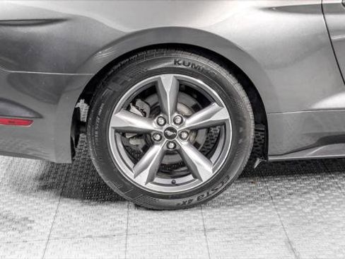 Used 2015 Ford Mustang Coupe w/ Equipment Group 051A RWD image 28