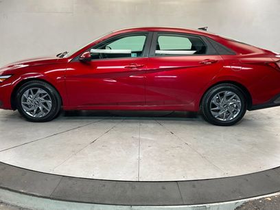 Used 2024 Hyundai Elantra SEL