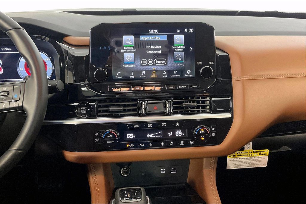 Used 2025 Nissan Pathfinder Platinum w/ Cargo Package AWD/4WD image 8