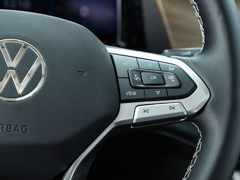 New 2026 Volkswagen Atlas SE image 22