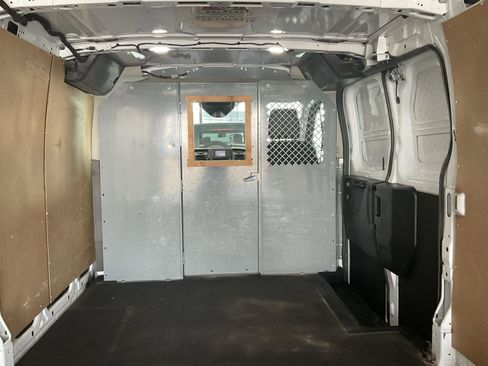 Used 2020 Ford Transit 350 Low Roof RWD image 9
