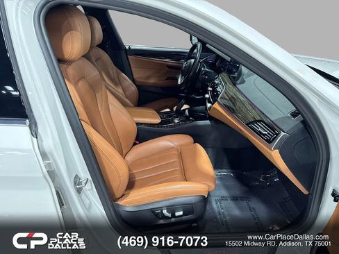 Used 2018 BMW 530i RWD image 24