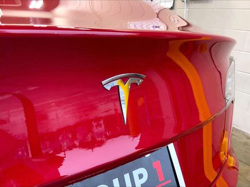 Used 2020 Tesla Model 3 Standard Range RWD image 29