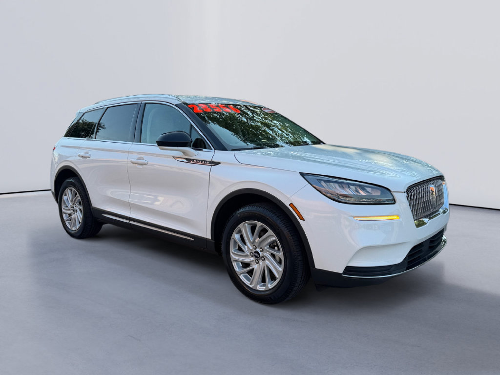 Used 2020 Lincoln Corsair FWD w/ Rear Removable Package Tray image 1