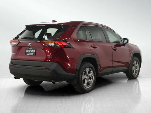 Used 2025 Toyota RAV4 XLE image 5