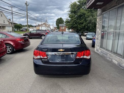 Used 2016 Chevrolet Cruze LS FWD image 4