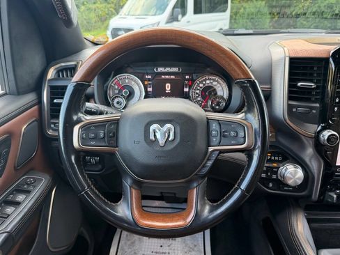 Used 2022 RAM 1500 Limited AWD/4WD image 15