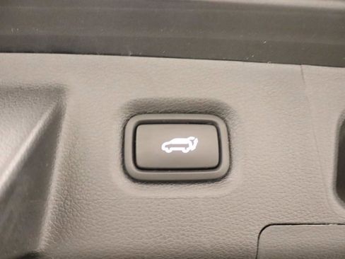 Used 2023 Hyundai Santa Fe Limited image 19