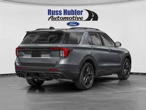 Used 2026 Ford Explorer ST AWD/4WD image 2