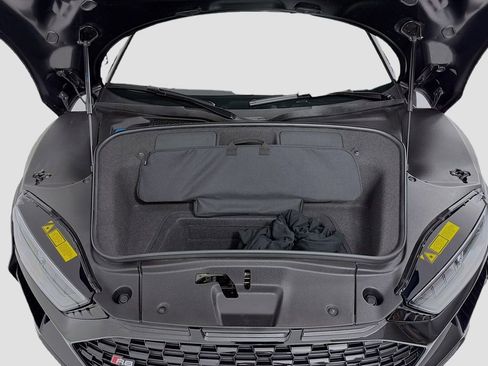 Used 2020 Audi R8 V10 w/ Carbon Exterior Package image 26