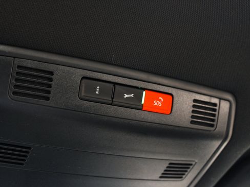 Used 2025 Volkswagen Jetta Sport FWD image 20