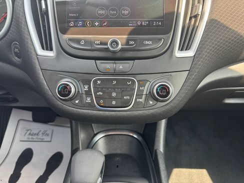 Used 2024 Chevrolet Malibu LT FWD image 25