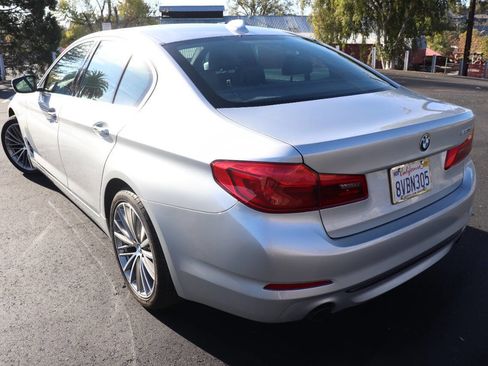 Used 2017 BMW 530i image 5