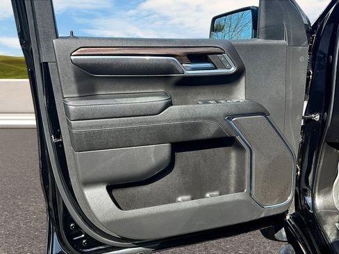 Used 2023 Chevrolet Silverado 1500 RST w/ Rally Edition image 13