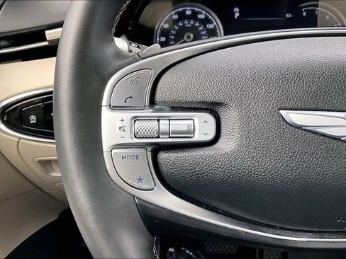 Certified 2025 Genesis GV70 2.5T Select w/ Select Package image 18
