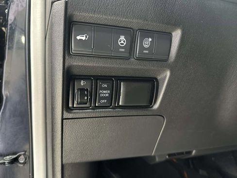 Used 2018 Nissan Armada Platinum w/ Captain Seat Package image 25