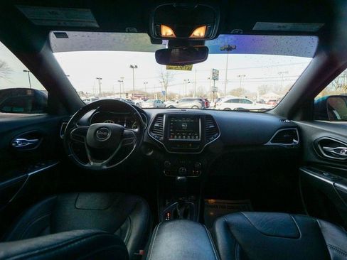 Used 2021 Jeep Cherokee Latitude Lux 80th Anniv w/ Quick Order Package 26U 80TH FWD image 12