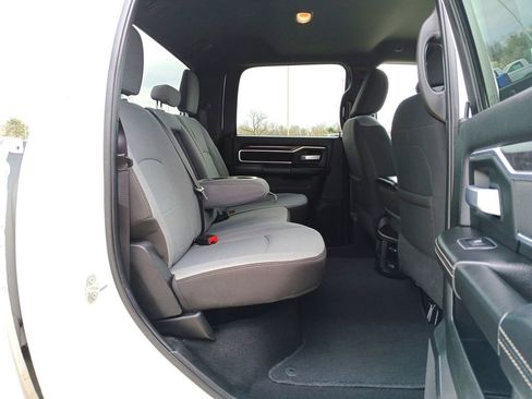 Used 2024 RAM 3500 Big Horn image 28