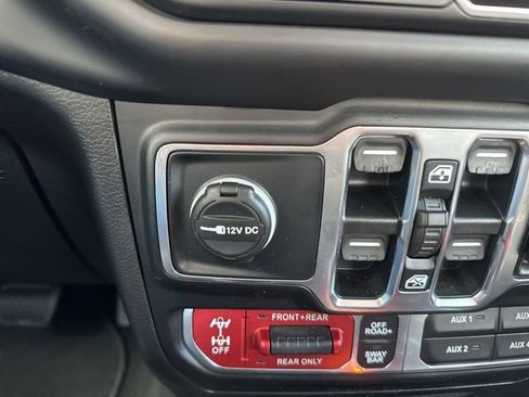 Used 2020 Jeep Gladiator Rubicon image 30