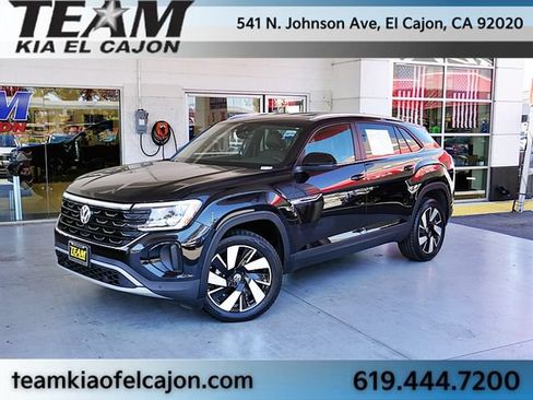 Used 2024 Volkswagen Atlas Cross Sport SE FWD image 1