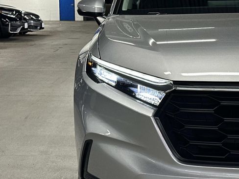 Certified 2024 Honda CR-V LX image 8